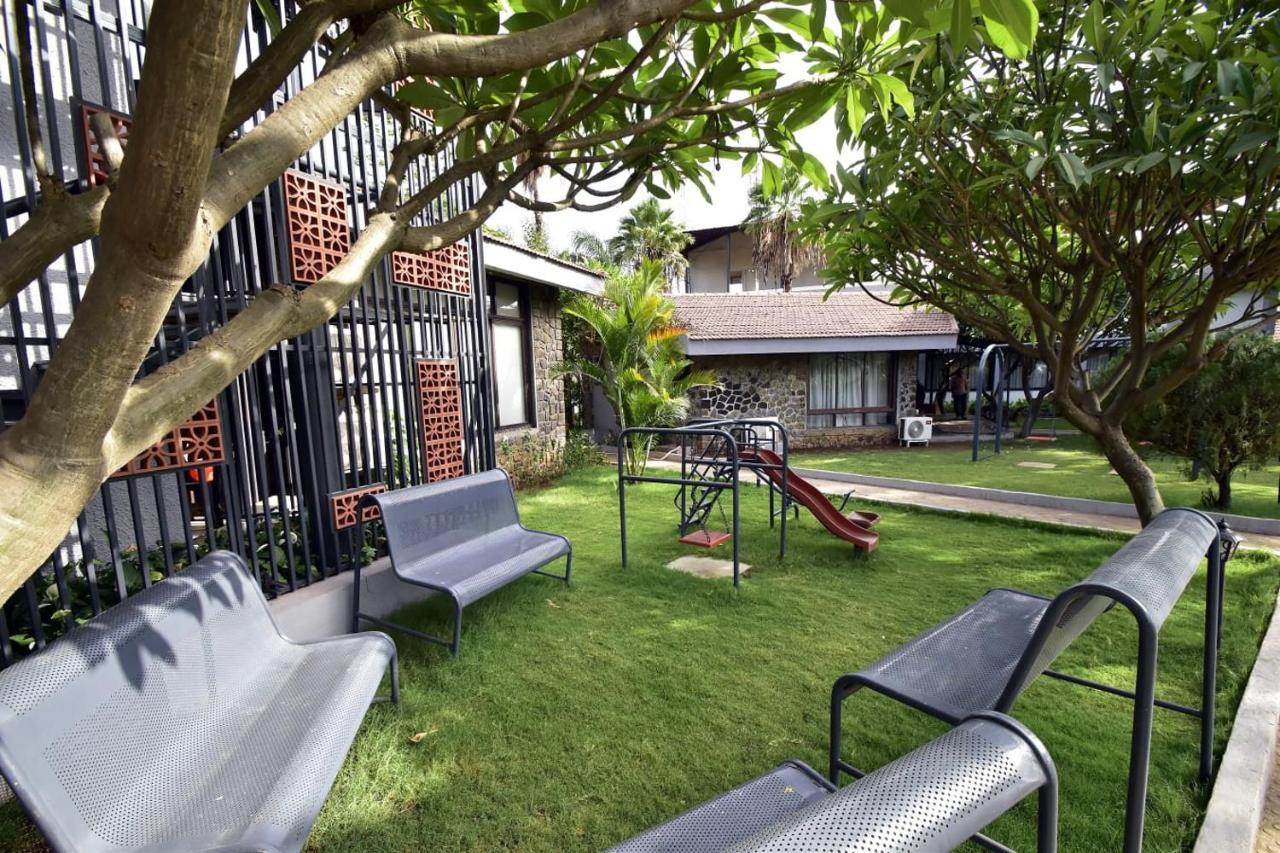 Caves County Resort Nashik Luaran gambar