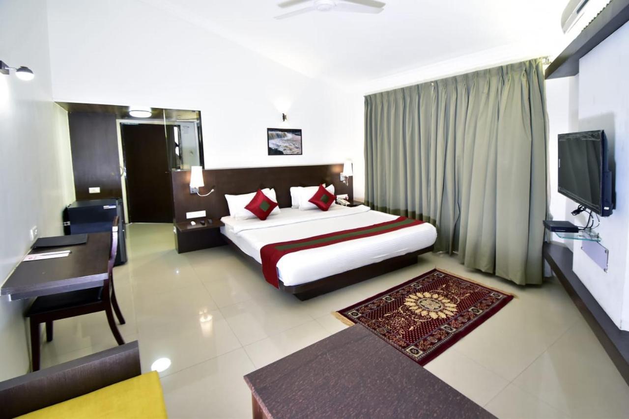 Caves County Resort Malegaon Luaran gambar