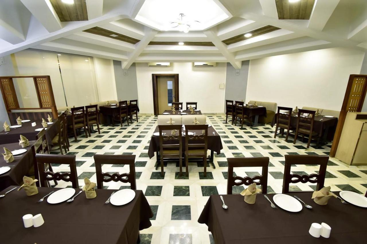 Caves County Resort Malegaon Luaran gambar