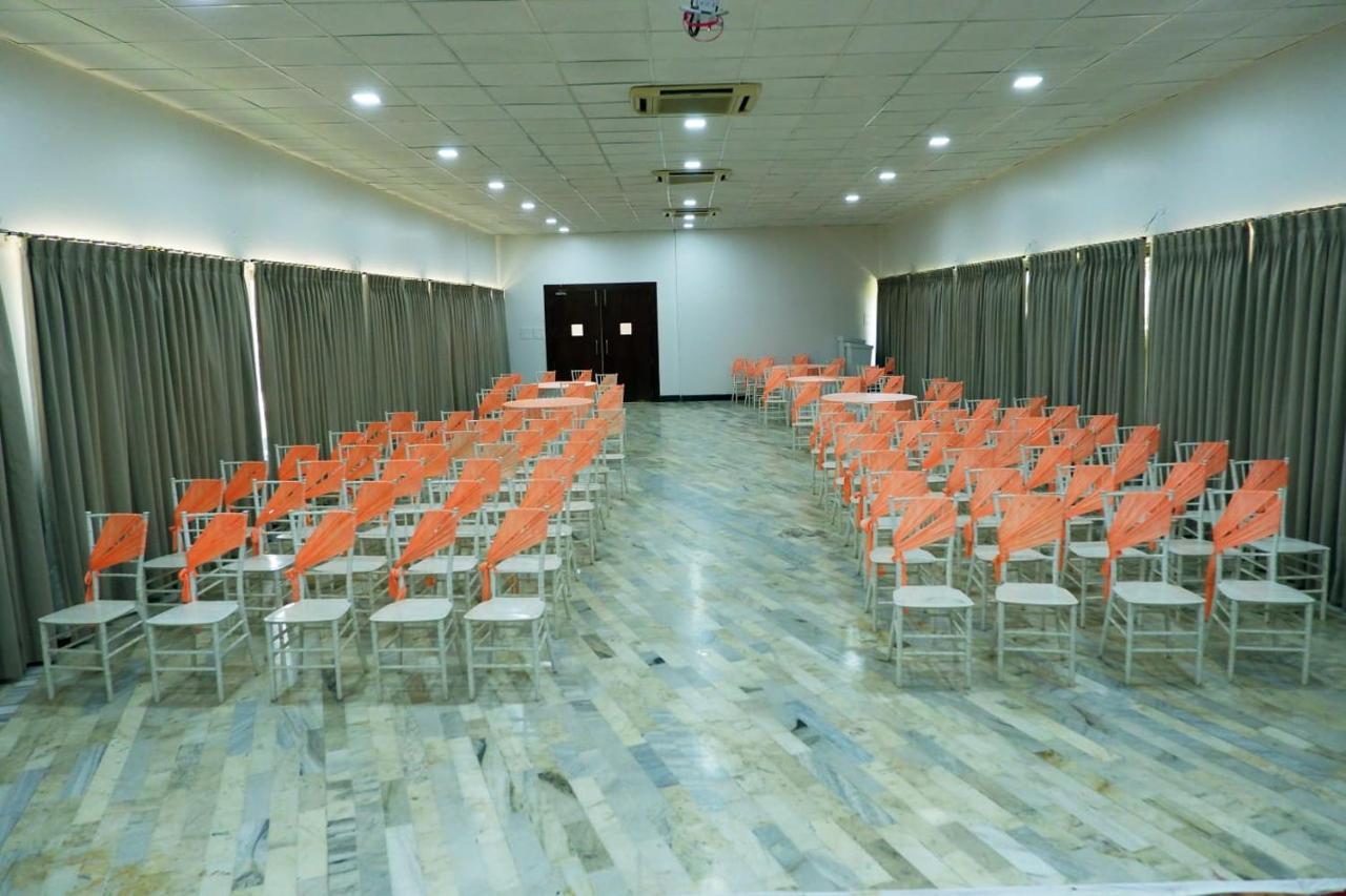 Caves County Resort Malegaon Luaran gambar