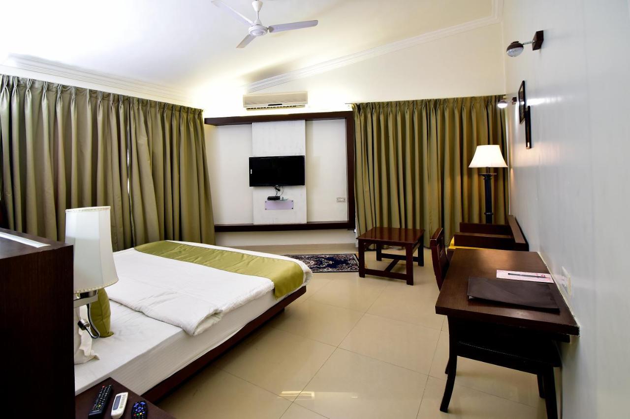 Caves County Resort Malegaon Luaran gambar